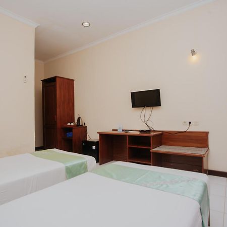 Medana Bay Marina Hotel Paloh Buitenkant foto