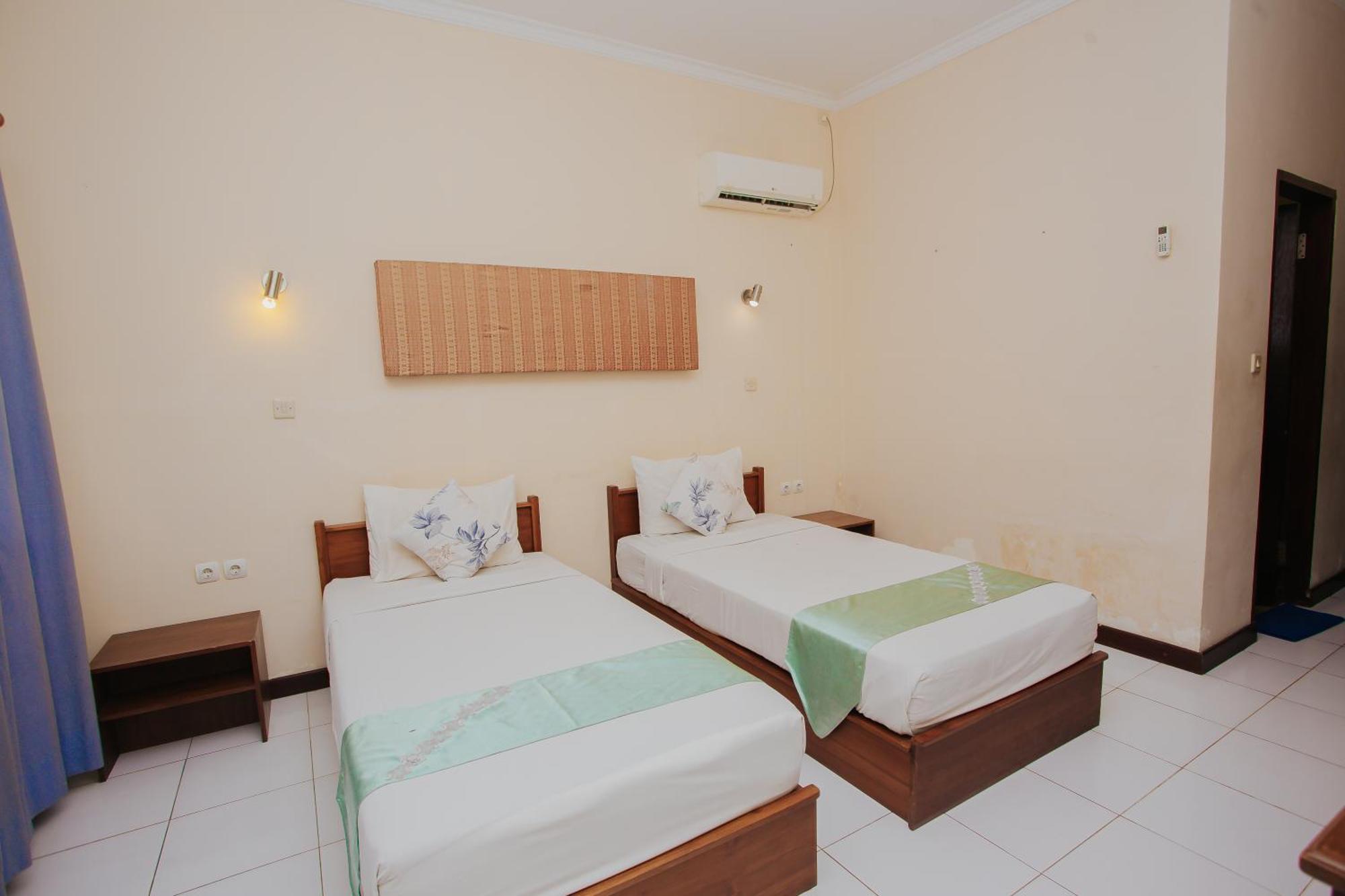Medana Bay Marina Hotel Paloh Buitenkant foto