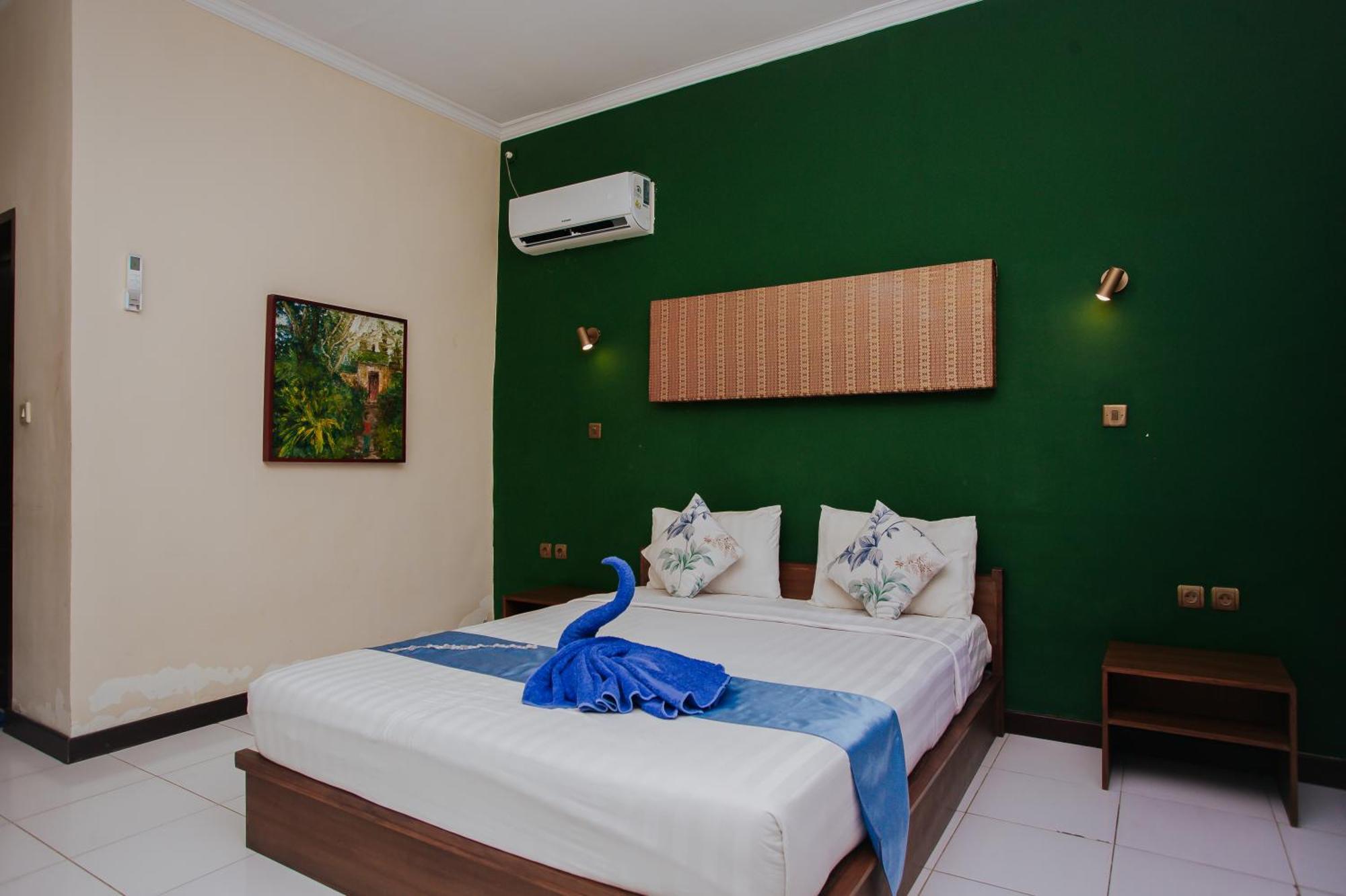 Medana Bay Marina Hotel Paloh Buitenkant foto
