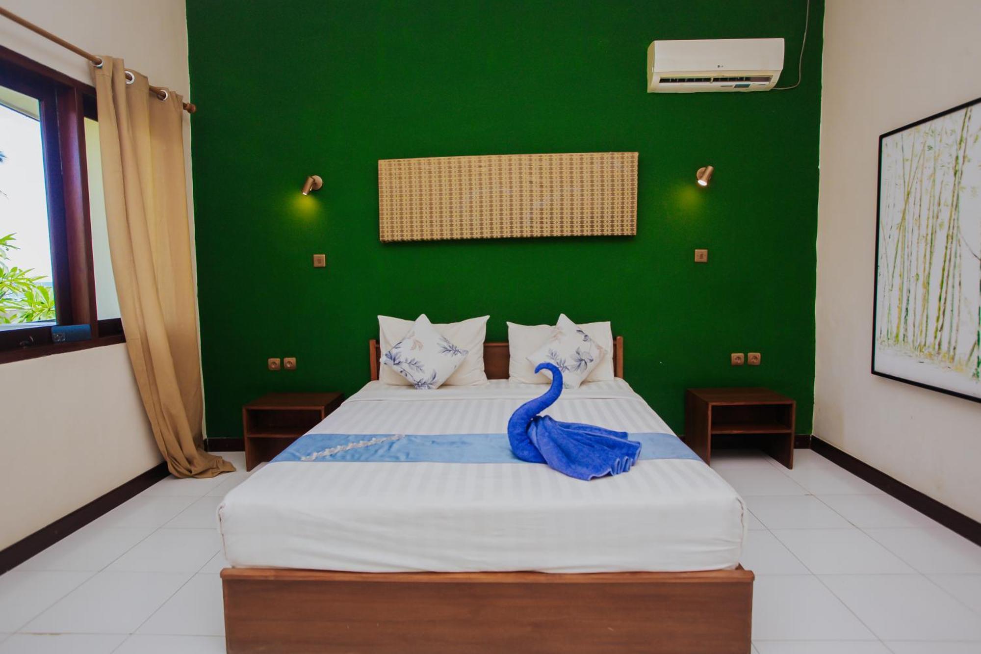 Medana Bay Marina Hotel Paloh Buitenkant foto