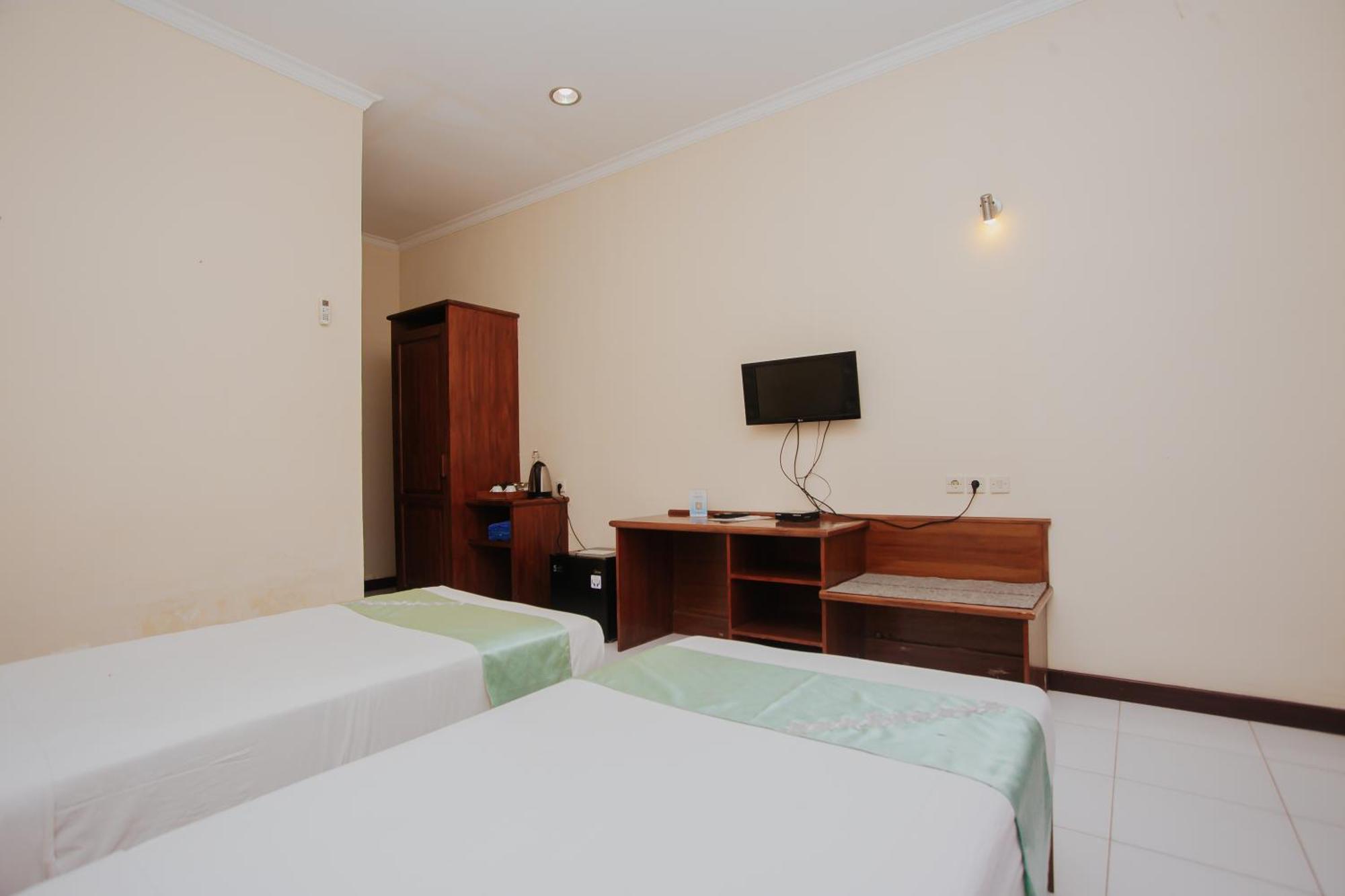 Medana Bay Marina Hotel Paloh Buitenkant foto